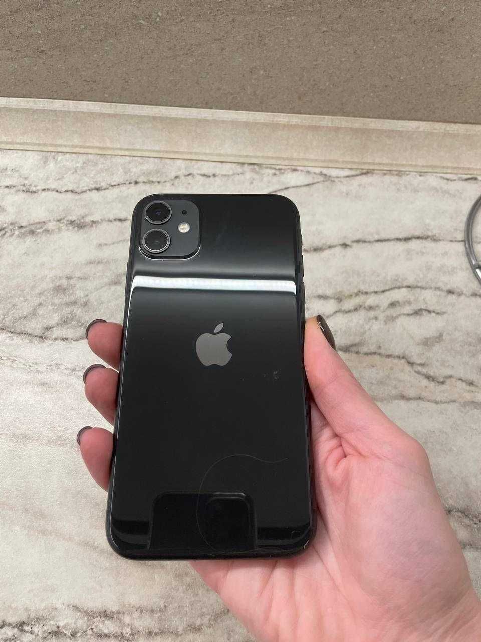 IPhone 11 , black ,64 Gb