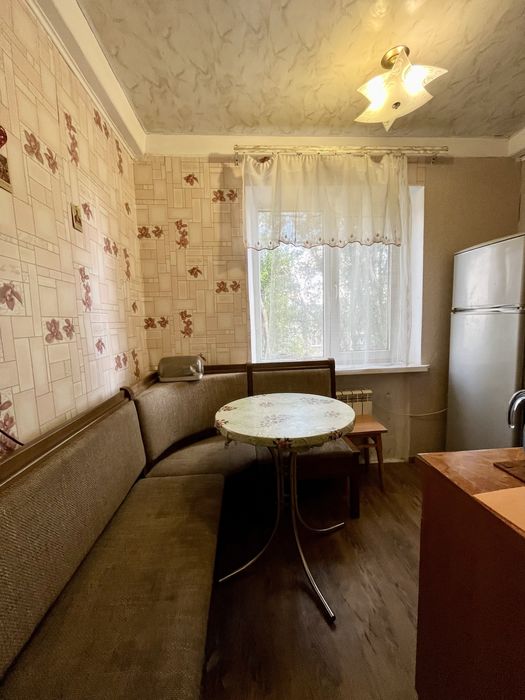 Продам 1 кімнатну квартиру