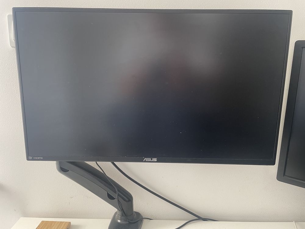 Komputer stacjonarny + monitor