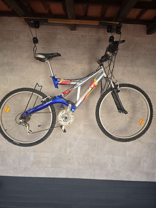 Bicicleta Team pouca utilização