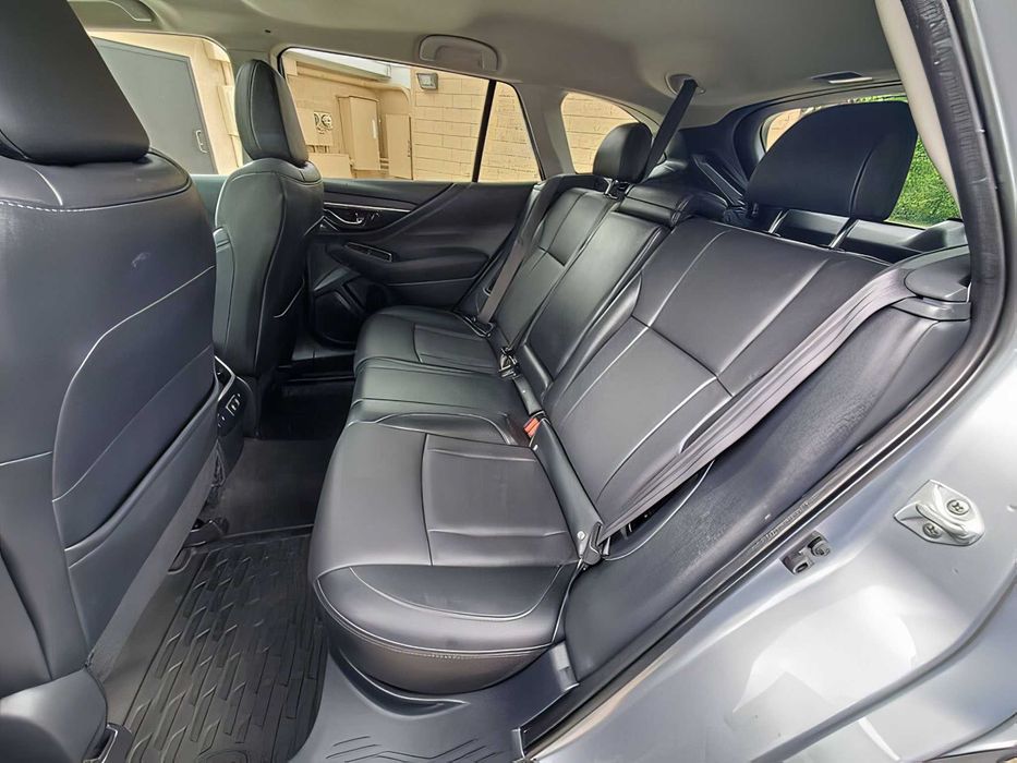 Subaru Outback      2021