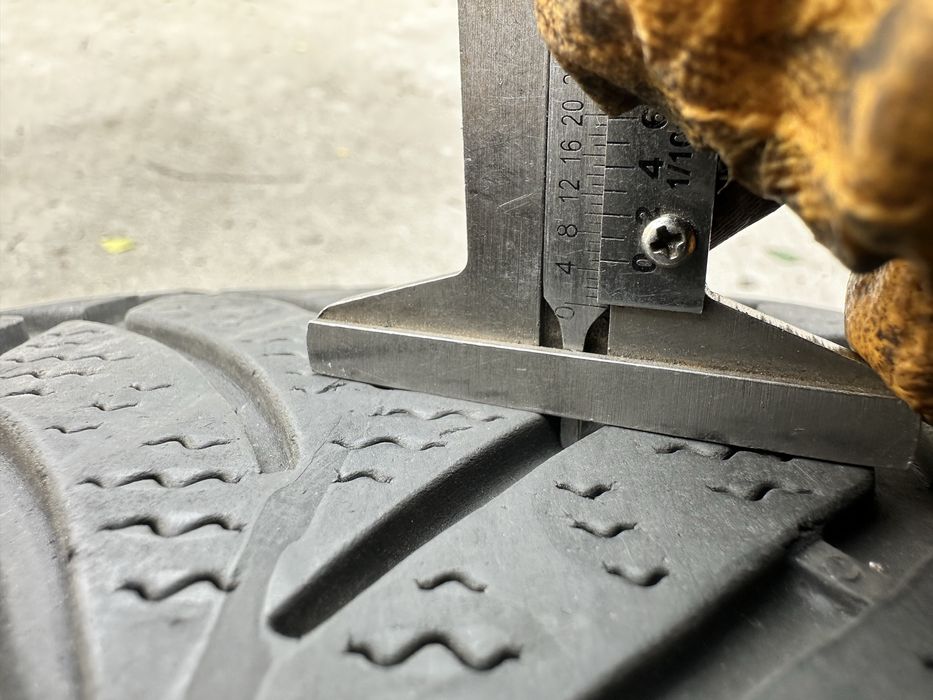 Шини 225 40 18 92T Goodyear UltraGrip Ice 2 пара