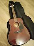 Guitarra Maison com 12 cordas