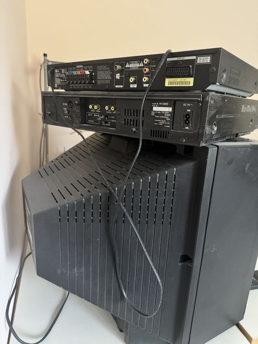 Комлект телевізор і відеомагнітофон Panasonic g50