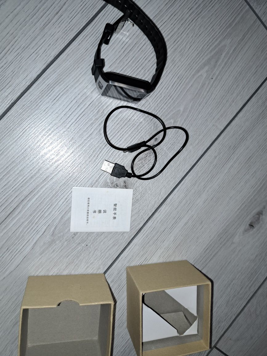Smart Watch Phone User Guide/смарт-часы/телефон
Smart Watch
Источник: