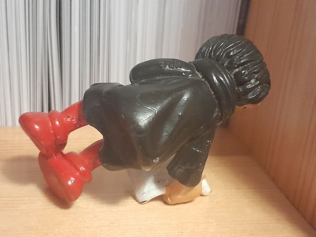 Kolekcjonerska figurka Gargamela z serialu "smerfy" lata 80.