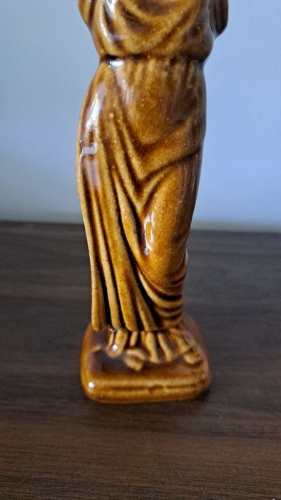 66-C Figurka Wenus Ćmielów?