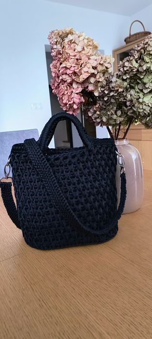 Torebka robiona na szydełku