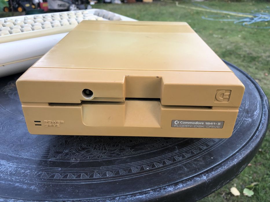 Napęd dyskietek Commodore 1541-II 5,25"
