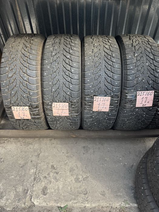 ШиниNokian hakkapelita tyres 215/60/17 с цешка вантажна кінець 22 року