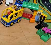 Zestaw LEGO Duplo autobus szkolny