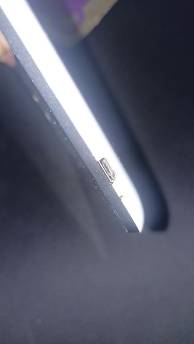 Планшет ASUS на базі Intel