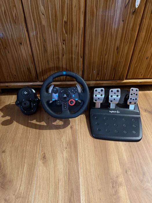 Kierownica Logitech G29 DrivingForce PC/PS4/PS5 + Shifter