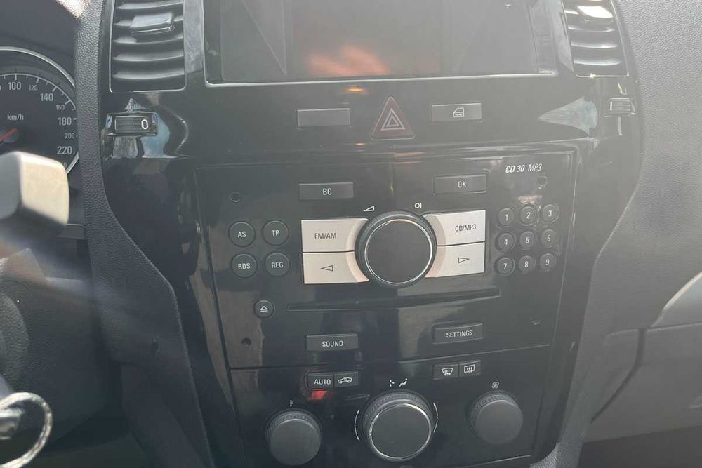 Opel Zafira 2010