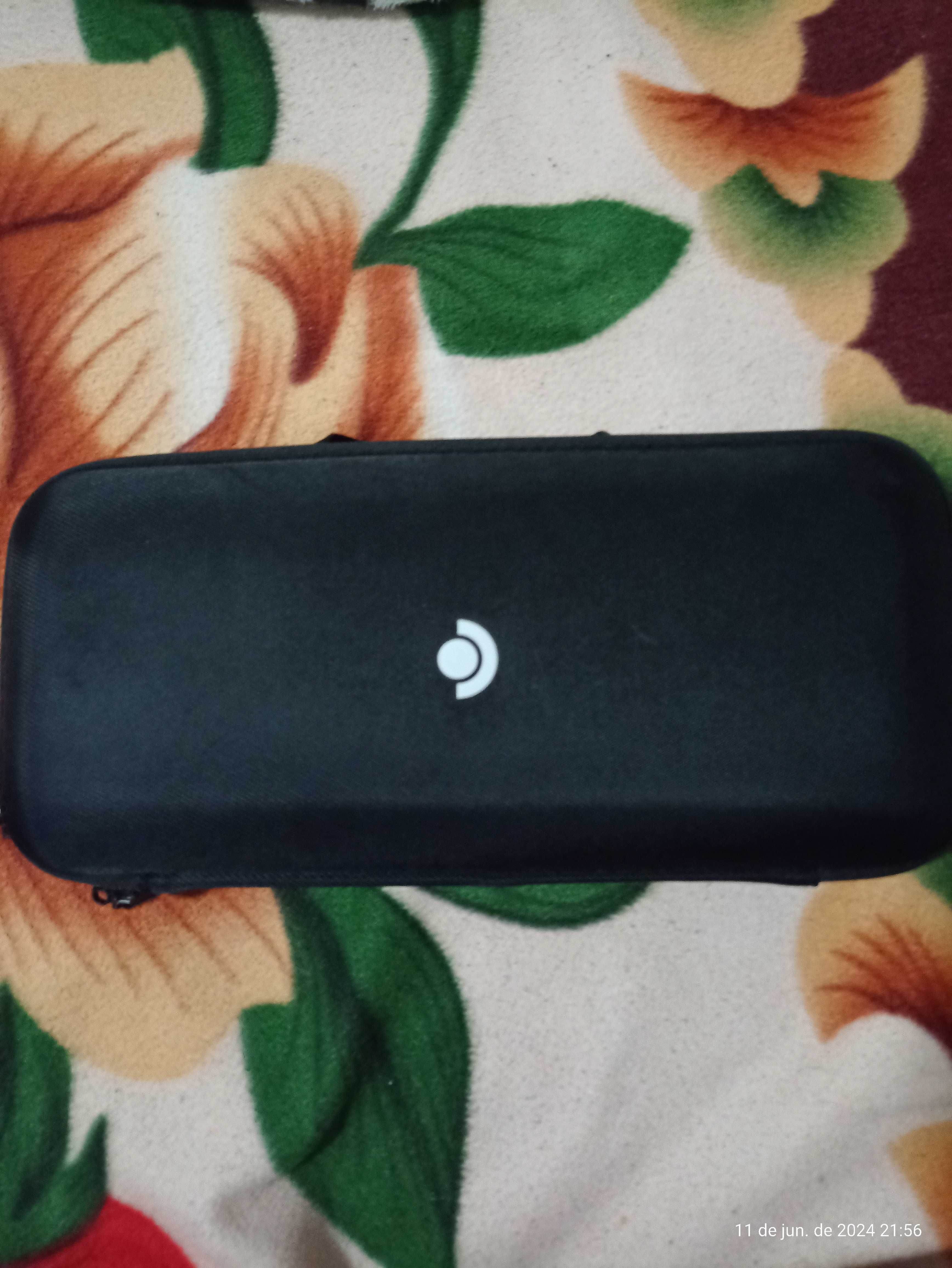 konsolę SteamDeck LCD