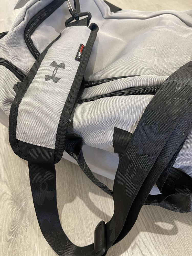 Сумка спортивна Under Armour