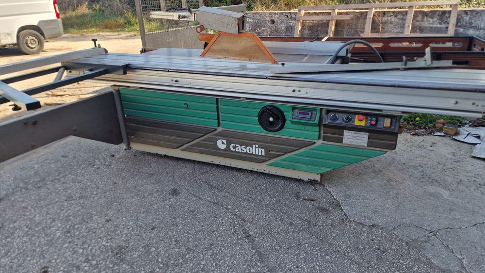 Esquadrejadora casoline carro 3200 subida e descida eletrica