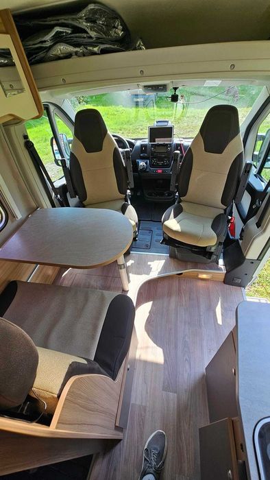 Wynajem Kampera Kampervan Weinsberg  Spanie 2 os. 4 Miejsca do jazdy