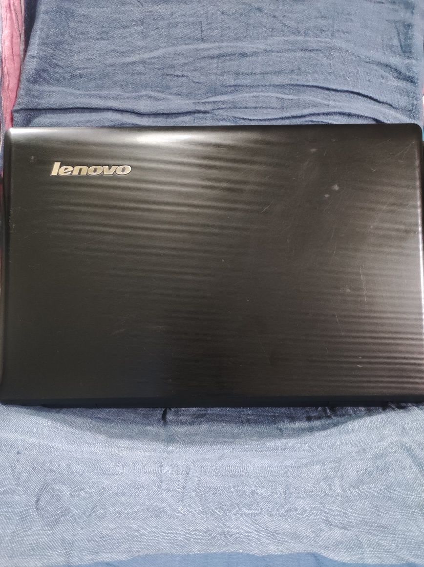 Ноутбук Lenovo G570. i3-2310/Ram 3gb/HDD 500