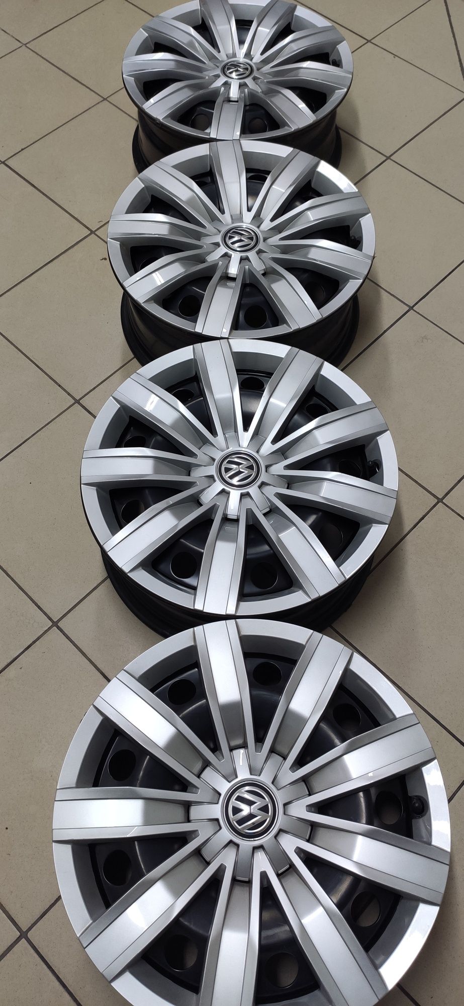 Диски+колпаки R-17 5*112, 6,5j, et38, цо57,1 (Volkswagen, Skoda)