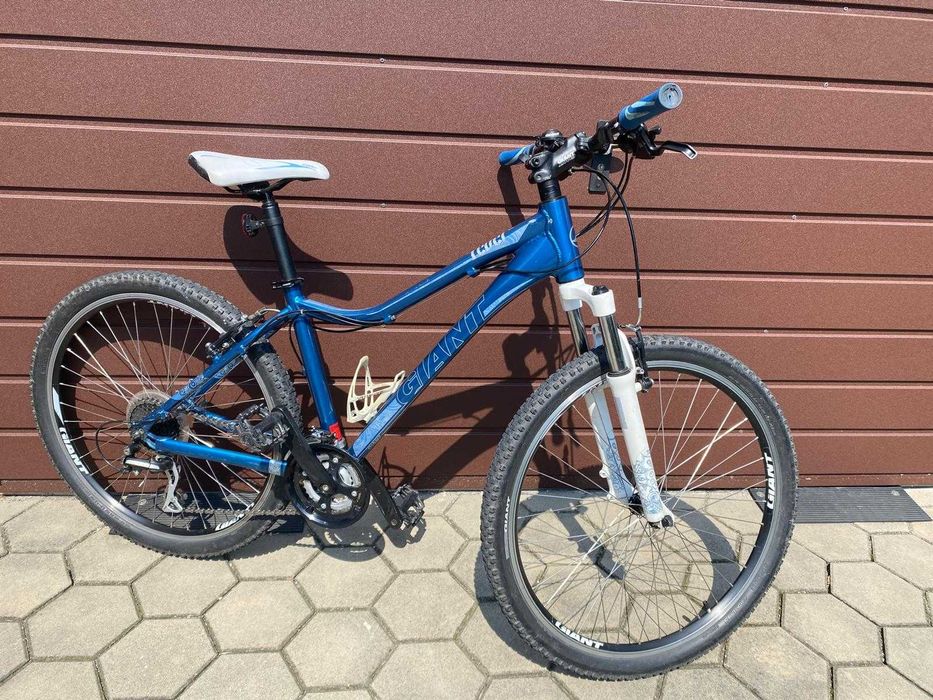 Rower górski damski Giant Revel W3 - rozmiar S