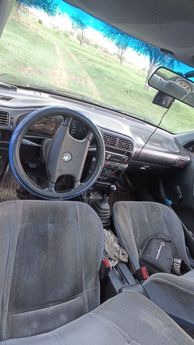 Ниссан Санни н 14 1992 года 1.6