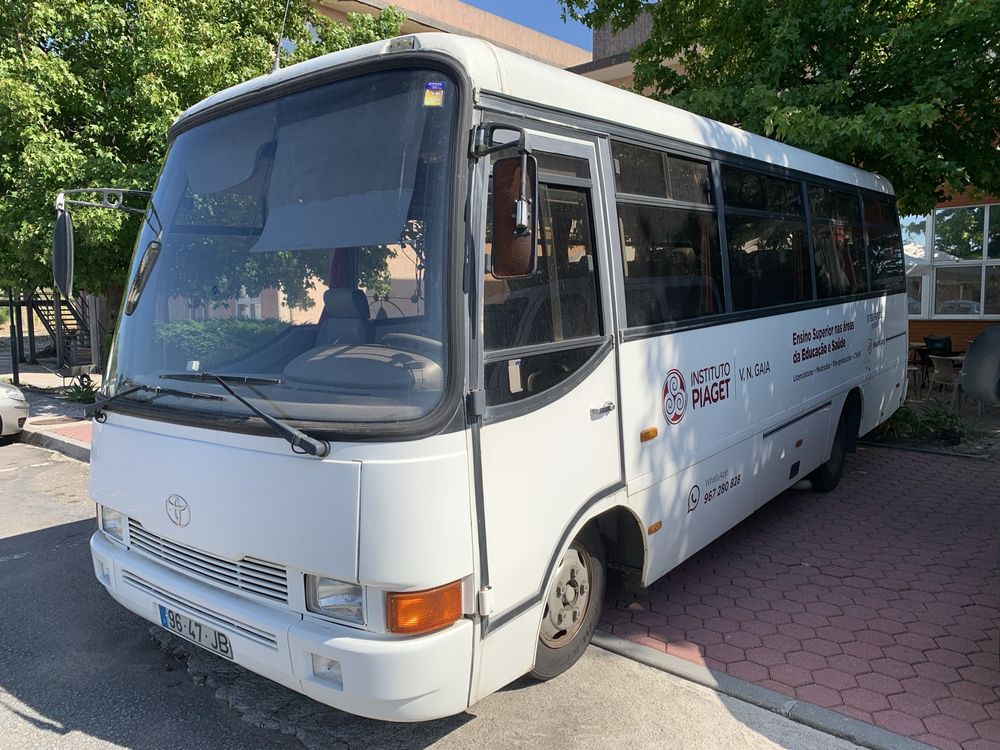Toyota Mini bus 28 Lug