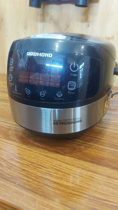 Мультиварка REDMOND RMC-M90, самая удачная модель