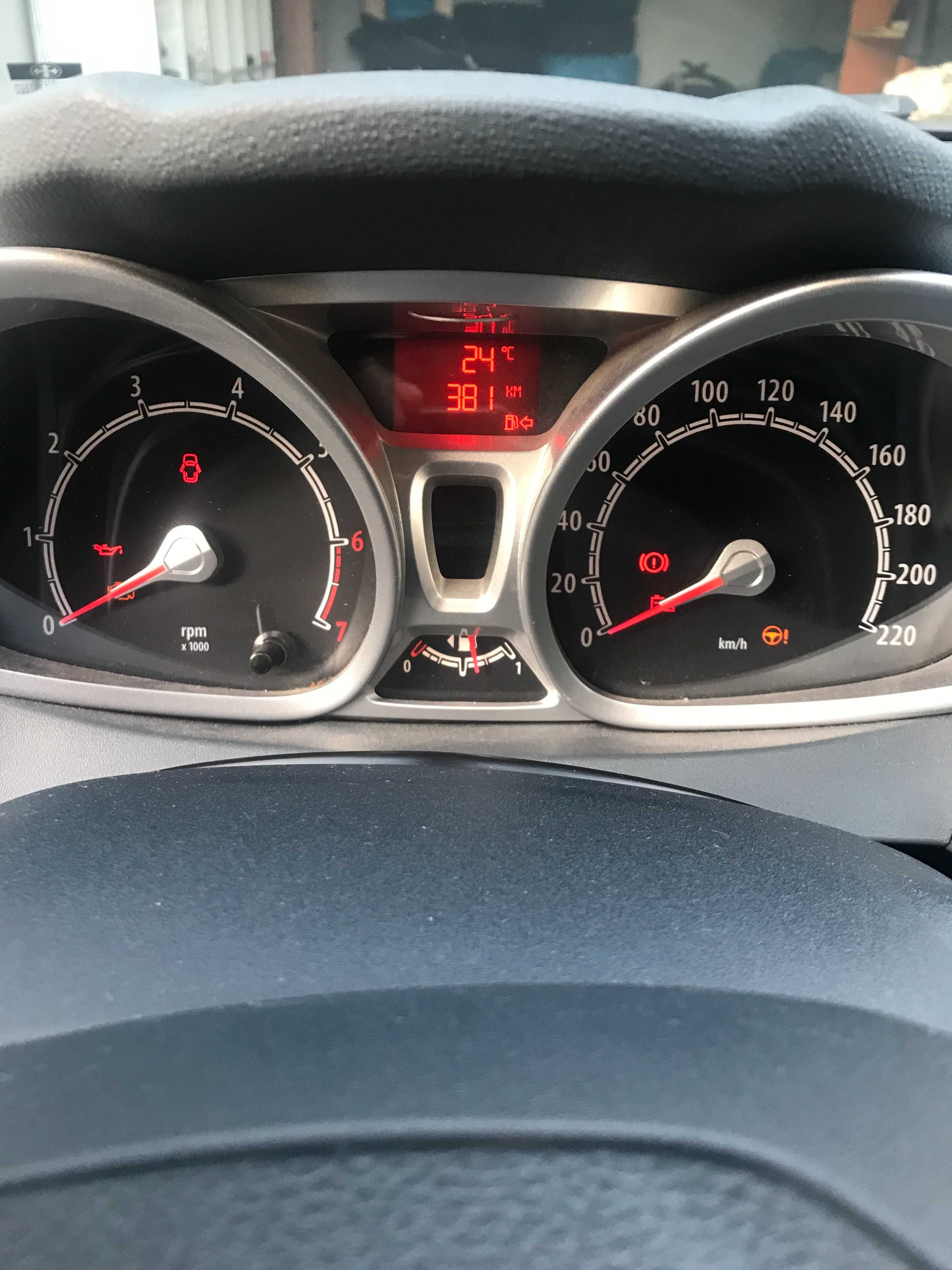 Ford Fiesta 2010 r