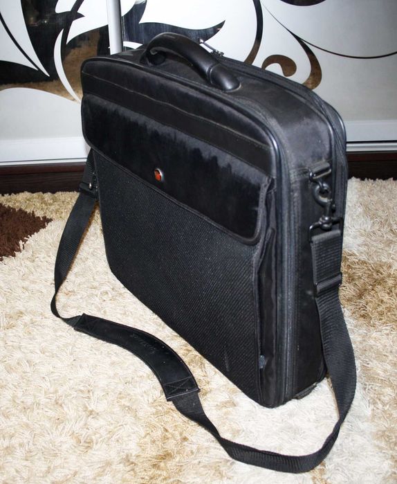 Велика Сумка Кейс-ноутбука Targus. Мікрофон Peavey PVM 22 Diamond USA