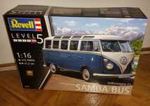 model VW T1 Samba Bus 1:16 Revell 07009