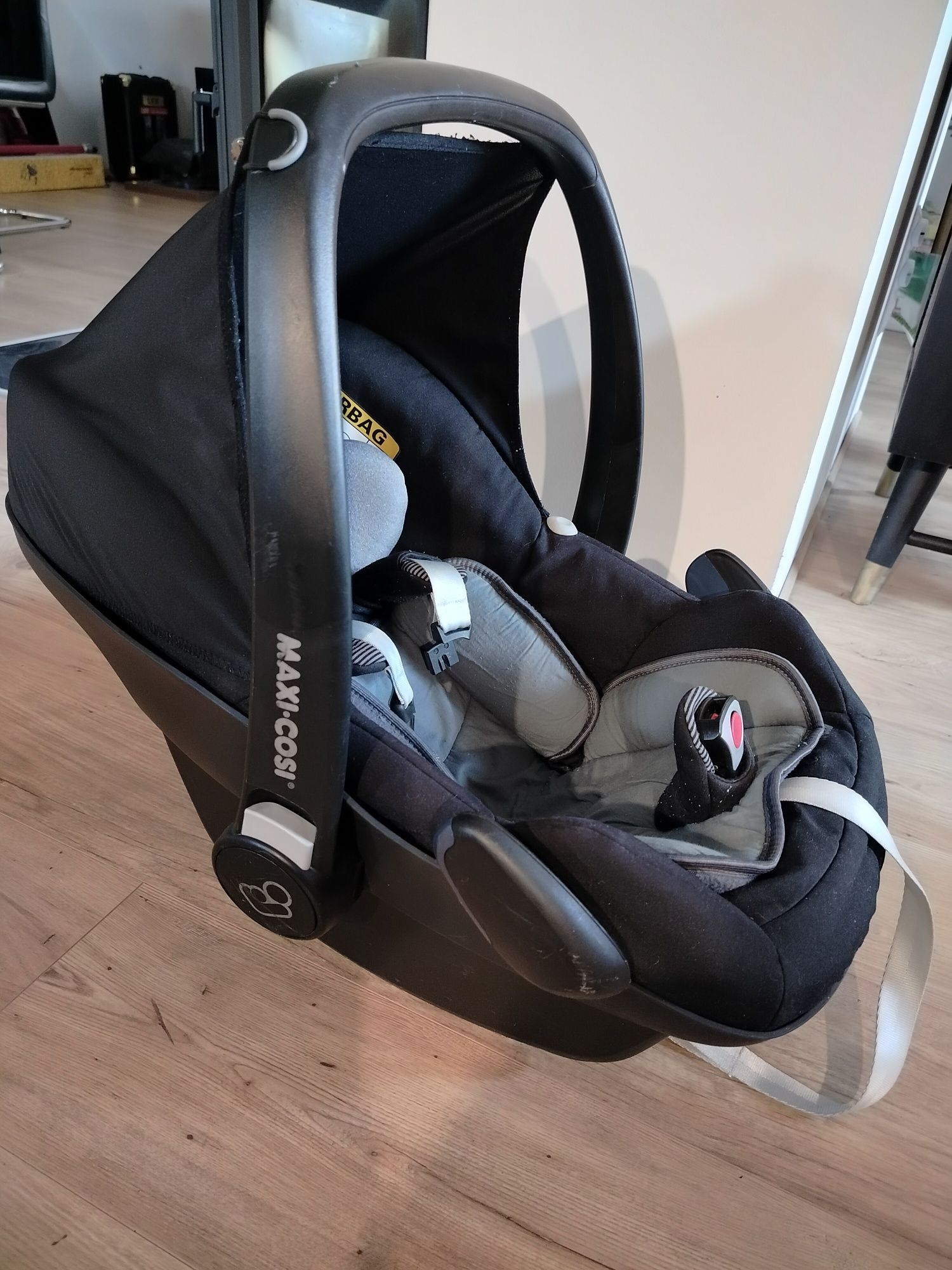 Nosidełko+baza Maxi Cosi