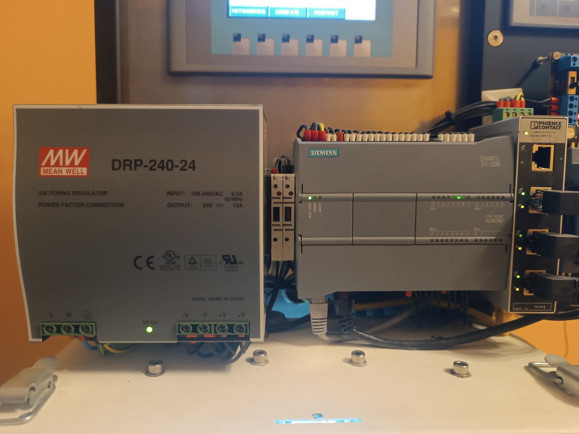 Stanowisko PLC Siemens S7-1200 LOGO8!