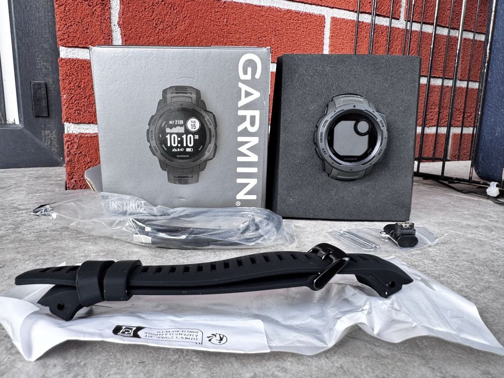 Jak NOWY Smartwatch GARMIN Instinct Graphite / GPS /