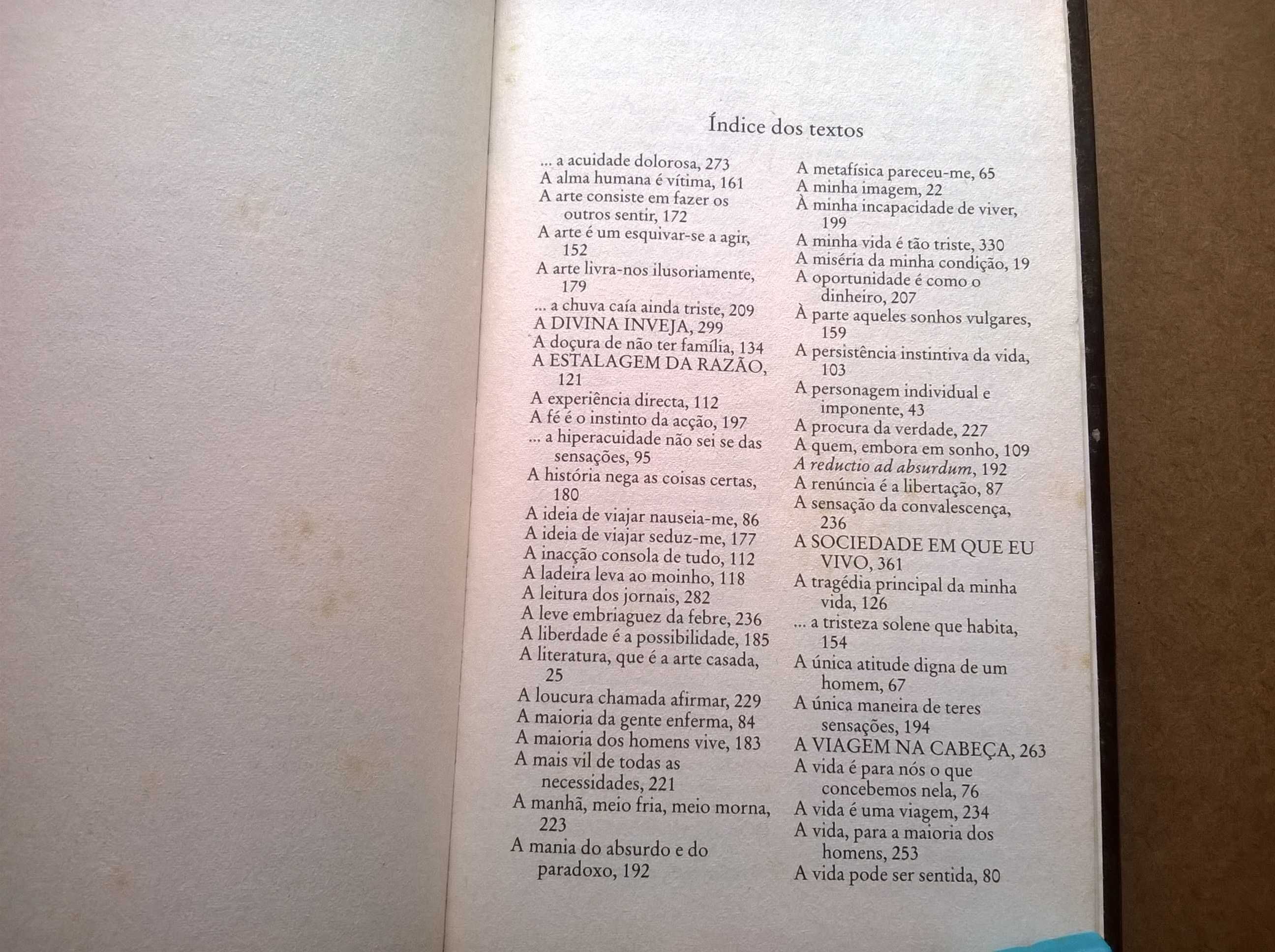 O Livro do Desassossego - Fernando Pessoa (portes grátis)