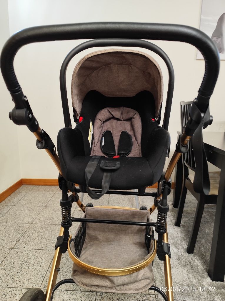 Carrinho de bebê 3 em 1
