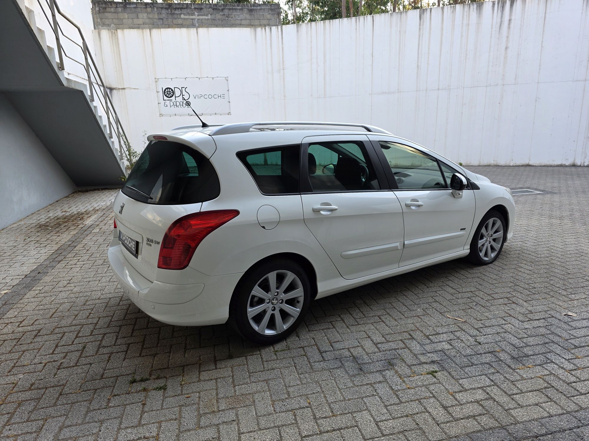 Peugeot 308SW SPORT 1.6HDI 110CV Tecto Panorâmico - 100 mil kms