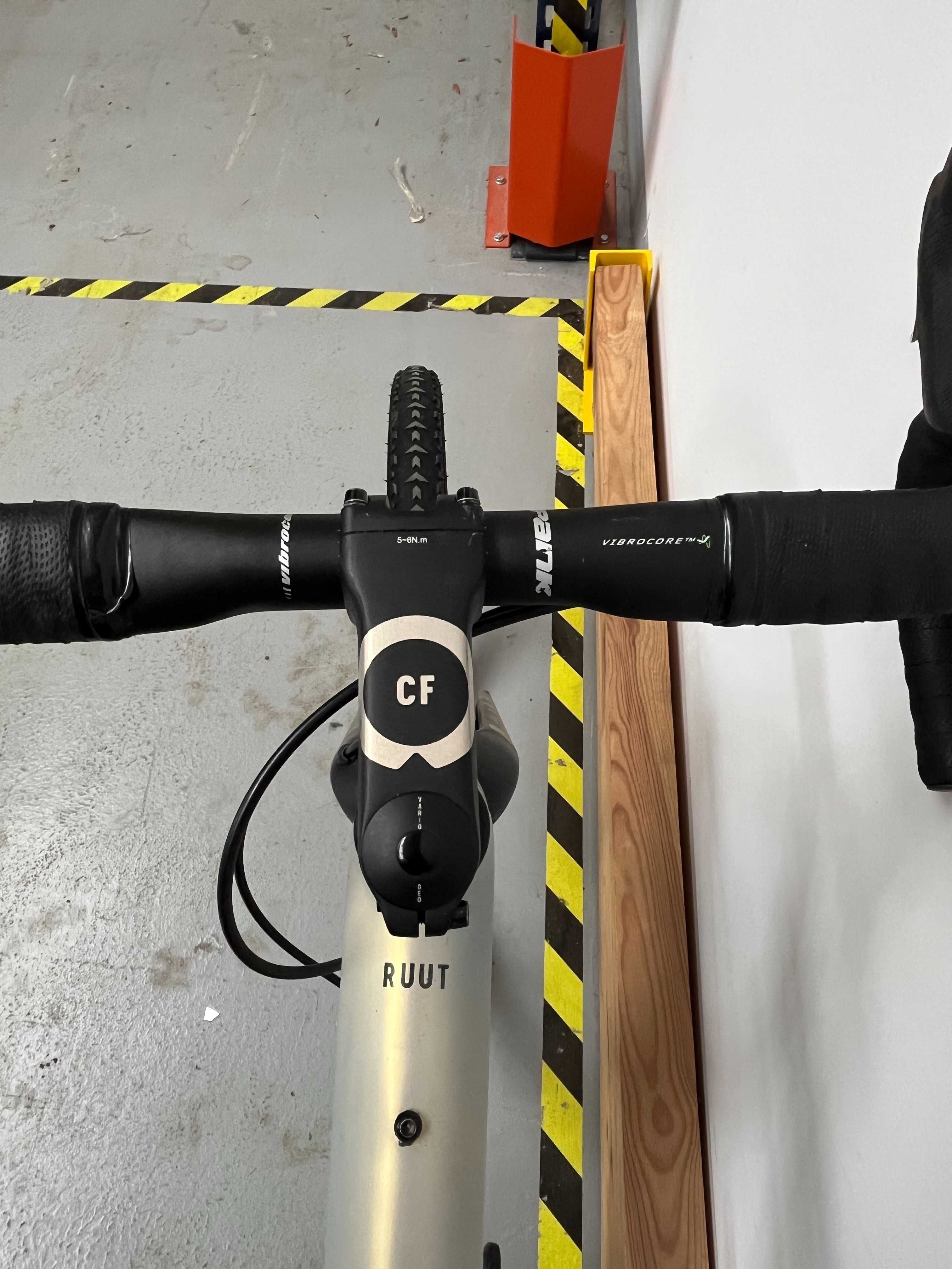 Rower RONDO RUUT CF 1 rozmiar L