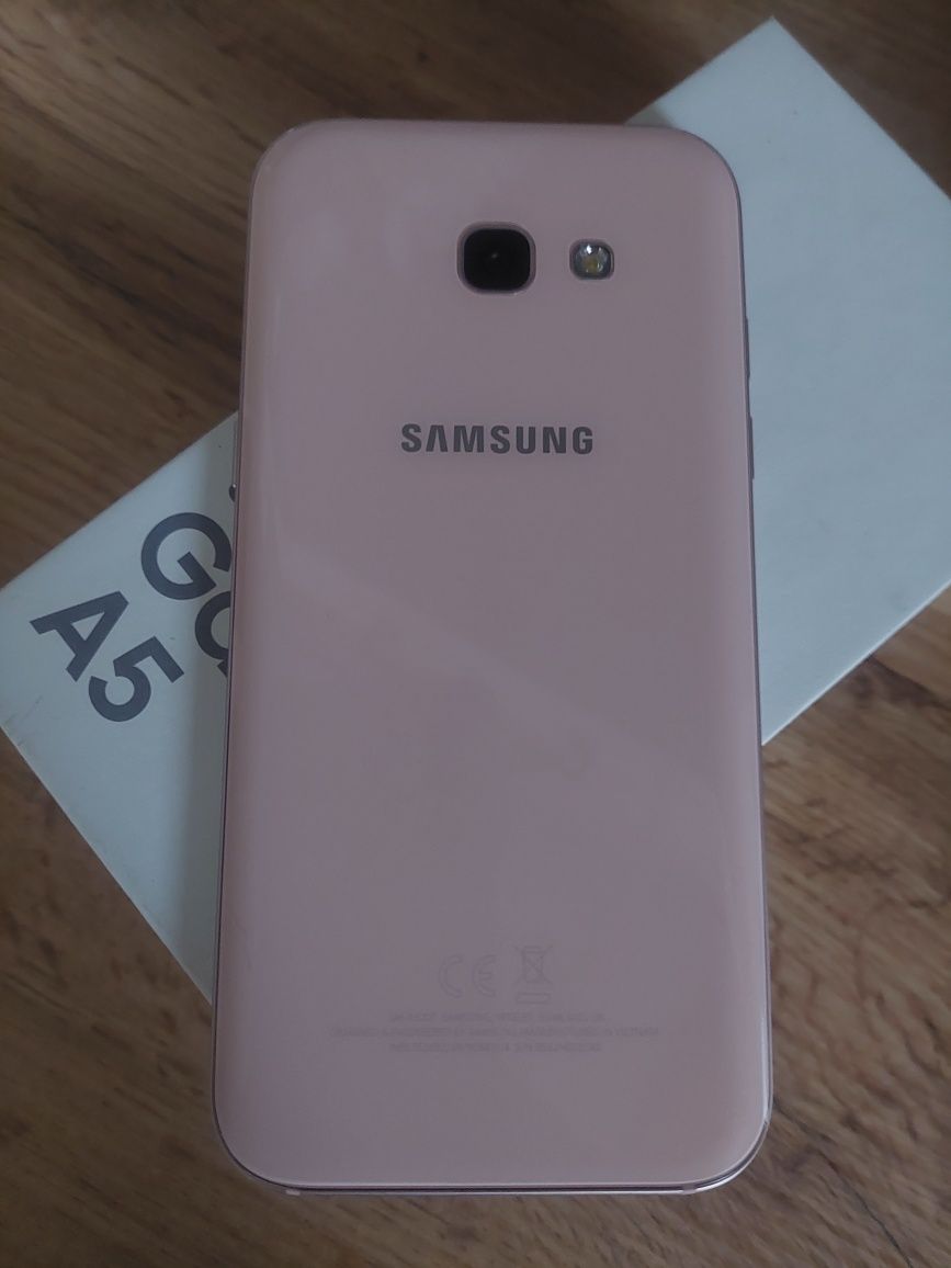 Samsung Galaxy A5 2017  różowy / 3 GB/32 GB 4G LTE