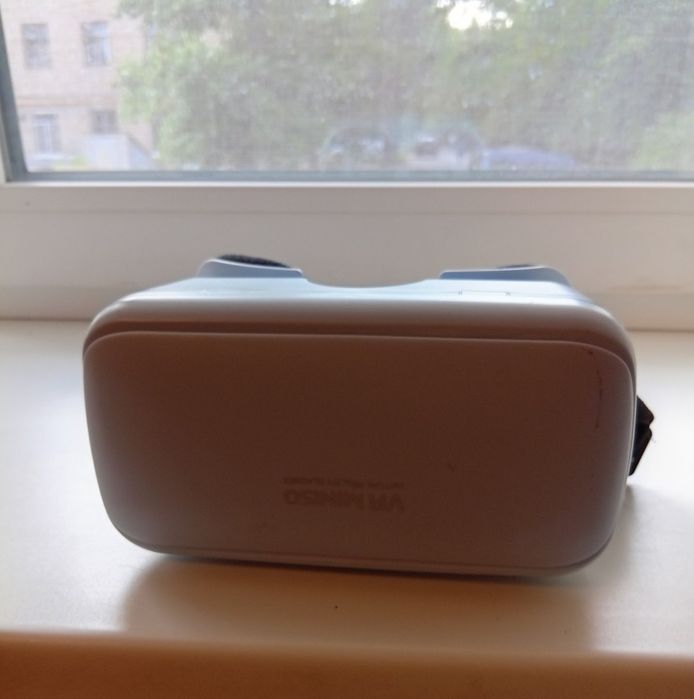 VR Miniso окуляри