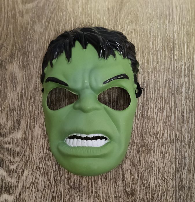 Маска   Халк б/у