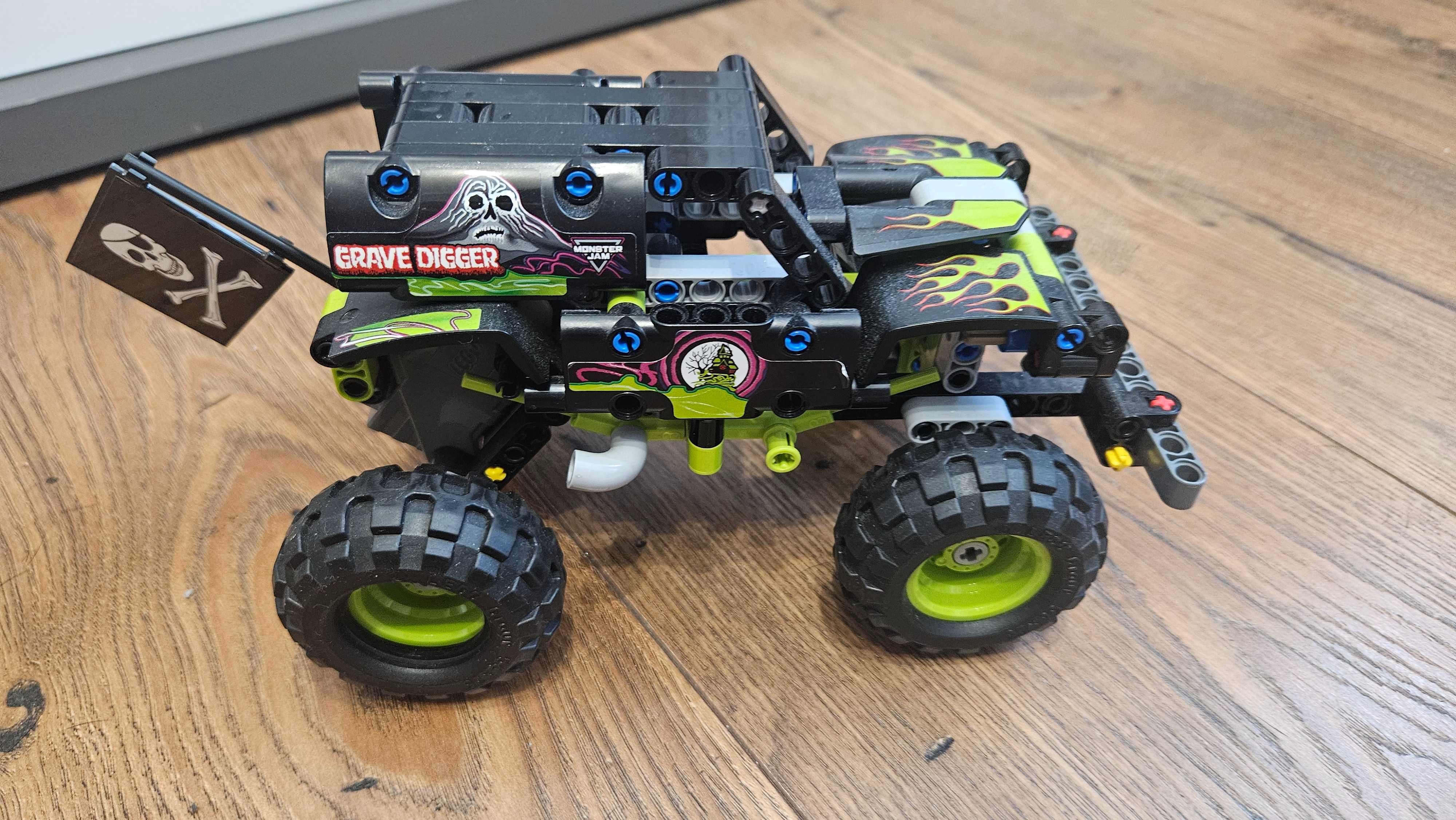 Sprzedam LEGO Technic Monster Jam Grave Digger 42118
