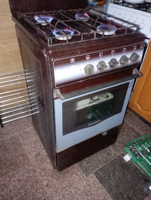 Газова плита для дому чі дачі