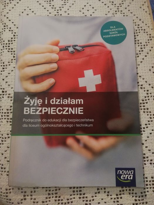 Podręczniki i ćwiczenia liceum, technikum klasa 1