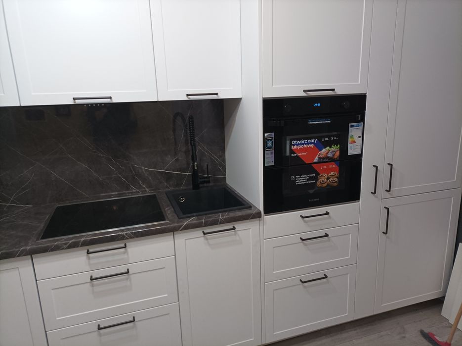 Profesjonalny montaż, skladanie kuchni, mebli kuchennych IKEA, Castora