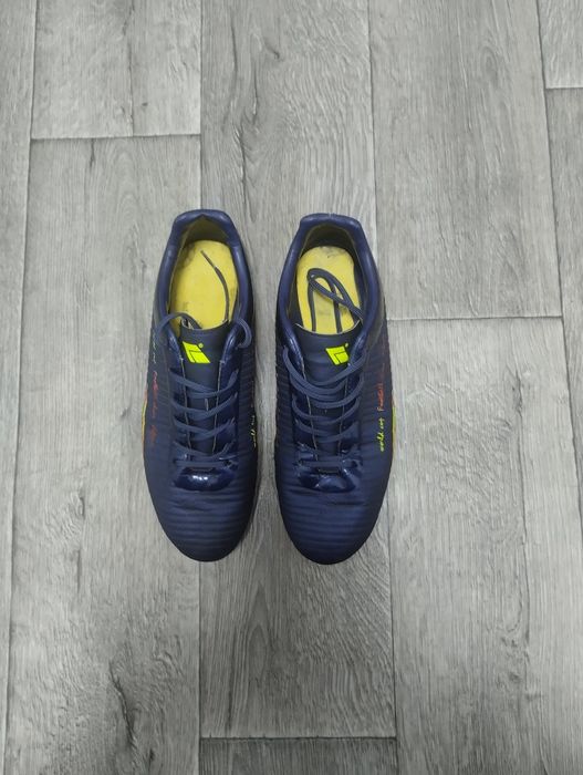 Бутси розмір 43.