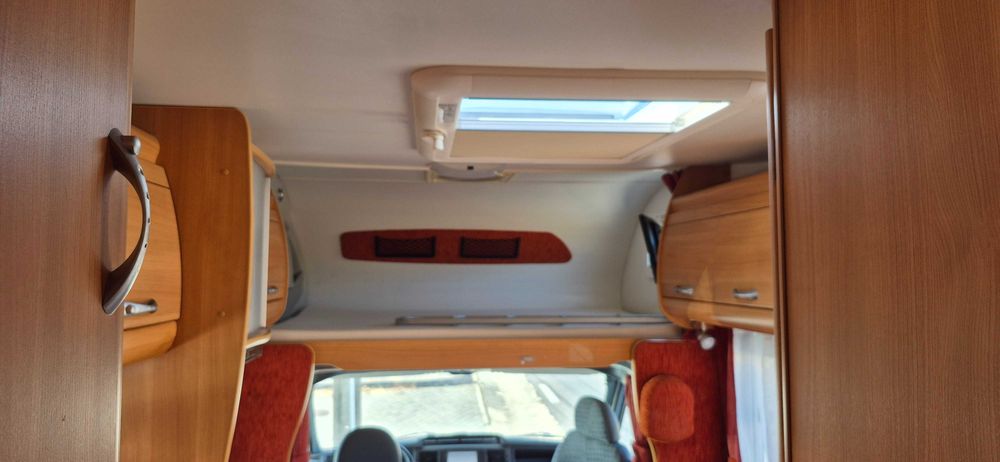 FORD TRANSIT 2.4 TDCI 140 CV - CHASSON 28 - 5 LUGARES - 6 DORMIDAS