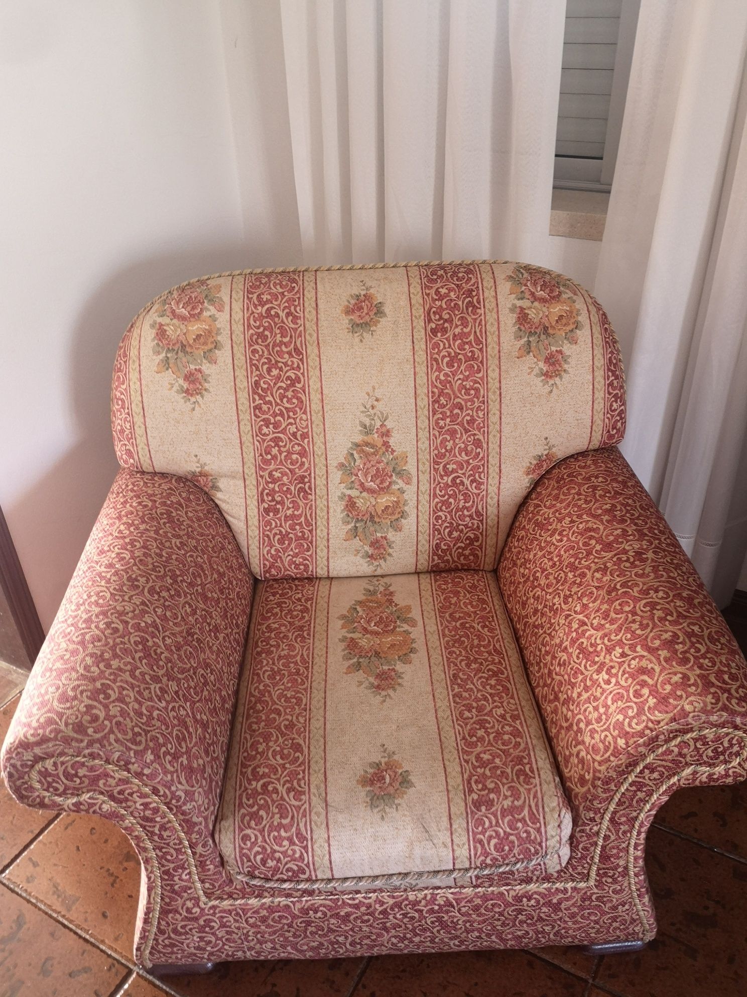 Conjunto de sofas em tecido