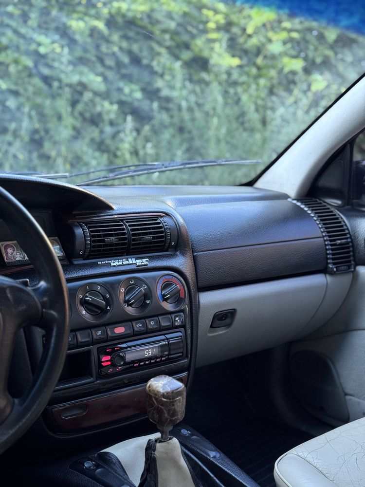Opel Omega B 1995 2.0i ГБО-4