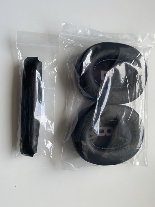 Nauszniki do sluchawek JBL + gąbka na pałąk do słuchawek JBL